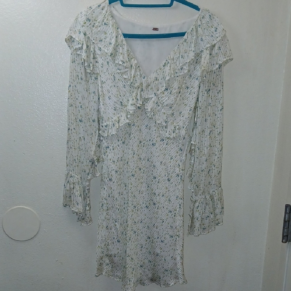 Free People Ruffled Floral Dress - Cream and Green Nwot